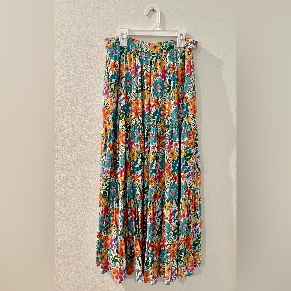 Women’s Skirt size small
